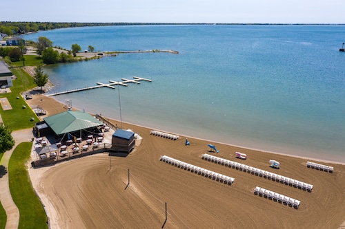 Tawas Bay Beach Resort