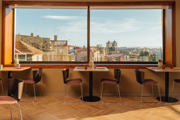 Aamiainen, illallinen ja brunssi