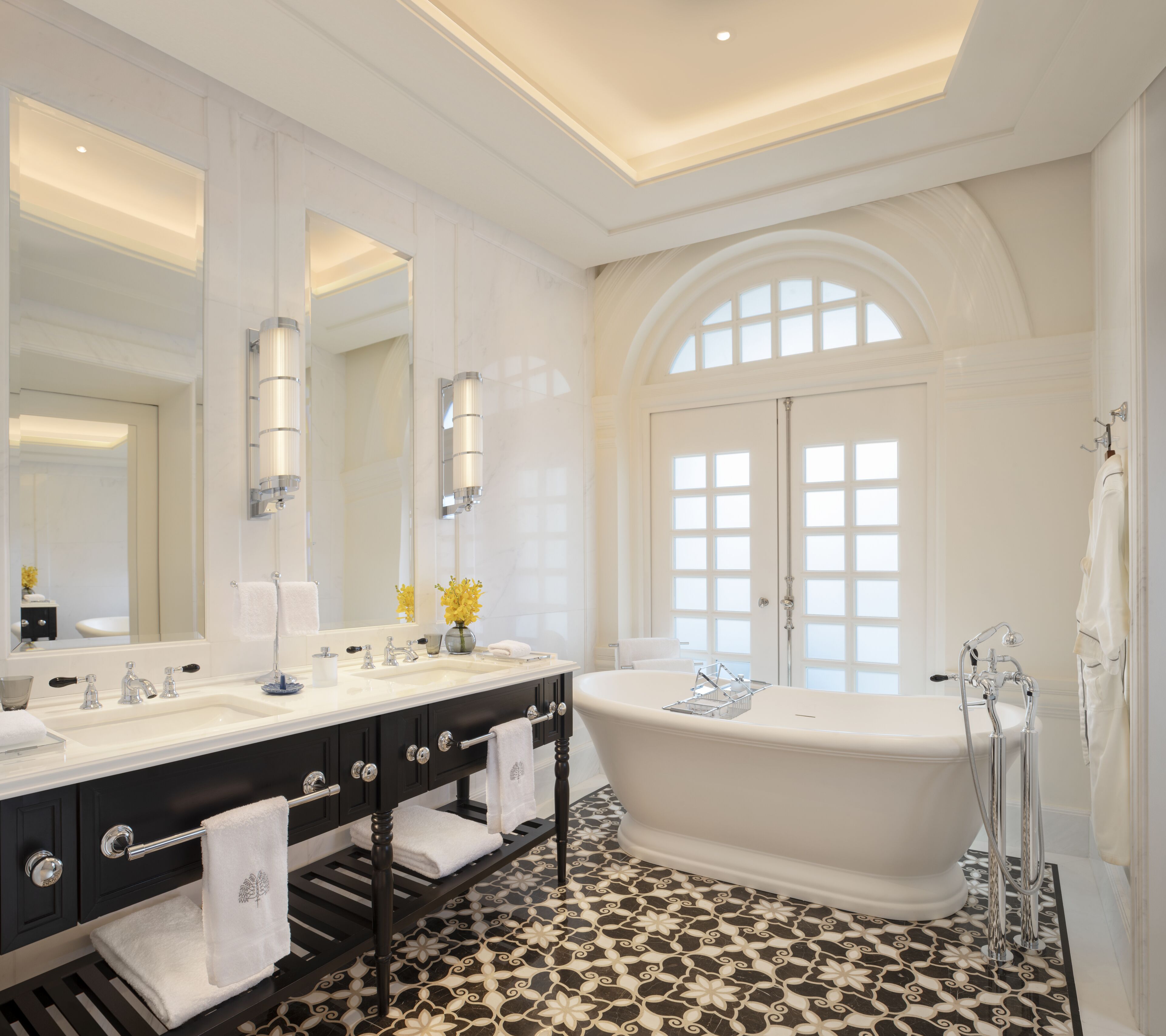 separate bathtub and shower, deep-soaking bathtub, rainfall showerhead