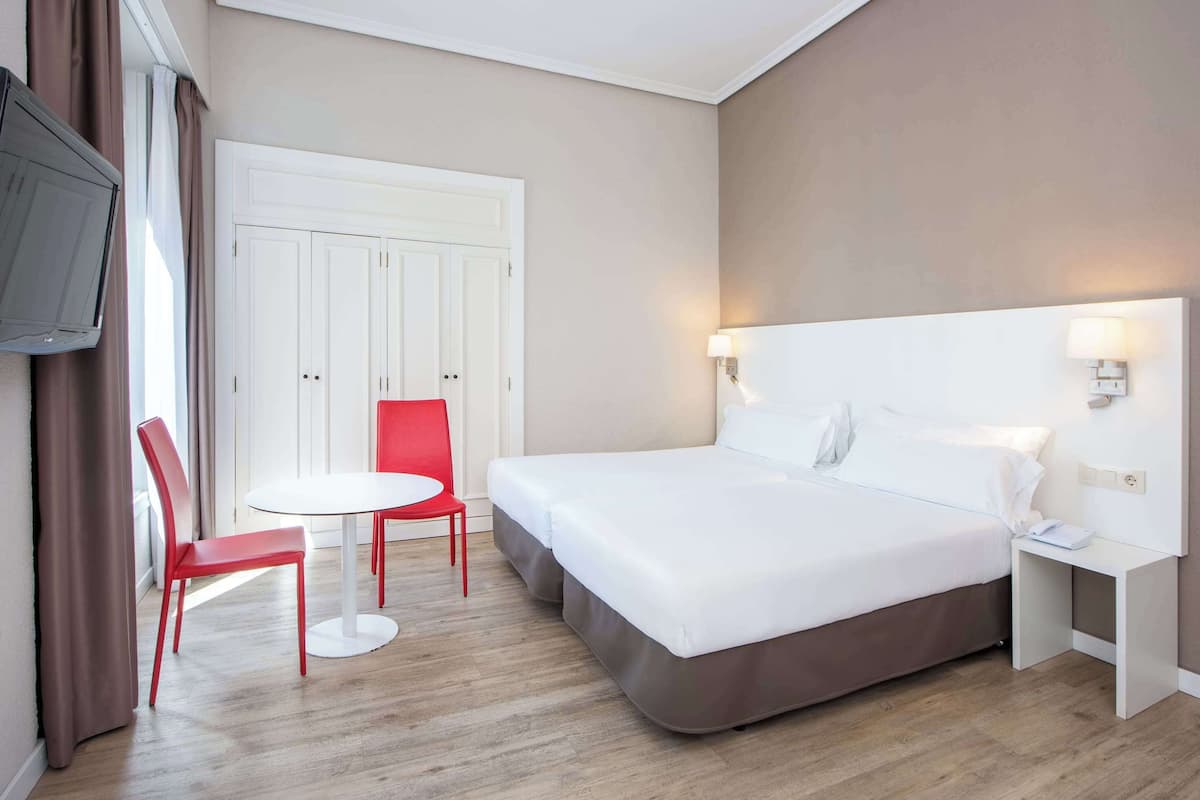 Standard Room with Views | Roupas de cama premium, edredons de pluma