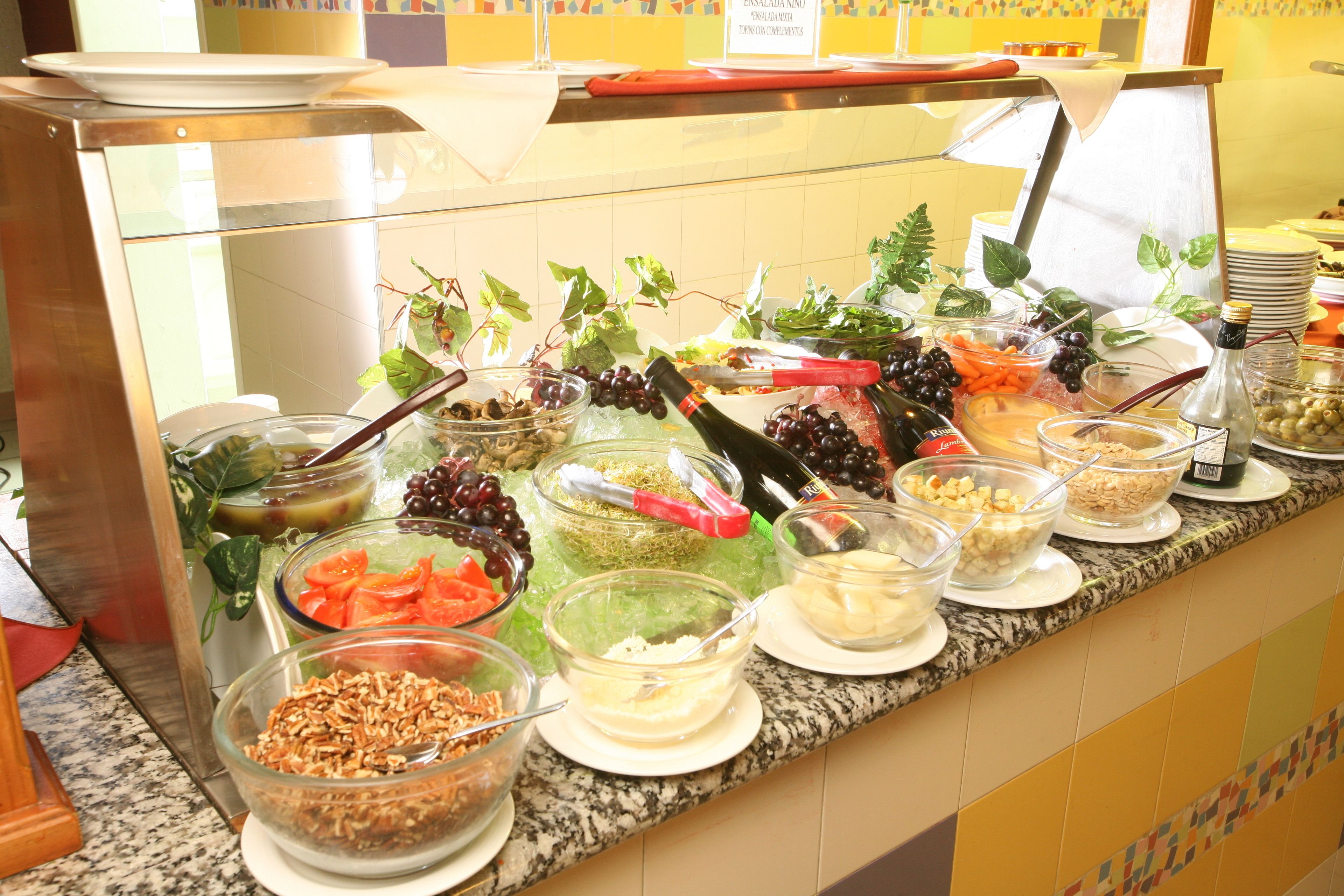 daily buffet breakfast (mxn 170 per person)