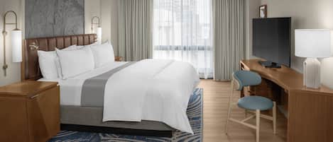 Premium Room, 1 King Bed, City View | Premium bedding, down duvets, in-room safe, desk