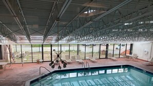 Indoor pool - Hotel Lafayette LA North (Lafayette)
