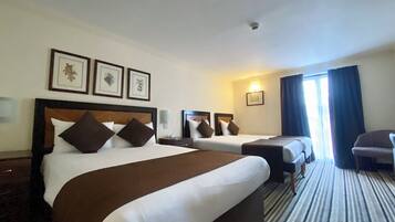 Desk, WiFi, bed sheets