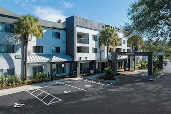Courtyard by Marriott Tampa North/I-75 Fletcher