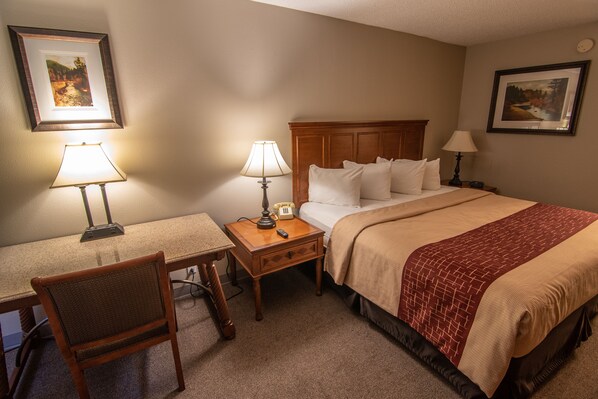 Room - The Crow Peak Lodge (Spearfish)