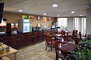 Café da manhã com buffet grátis