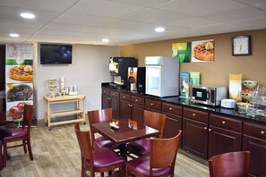 Petit déjeuner buffet compris