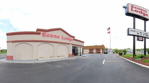 Exterior - Econo Lodge Easton Route 50 (Easton)