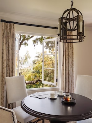 Premium bedding, down comforters, minibar, in-room safe