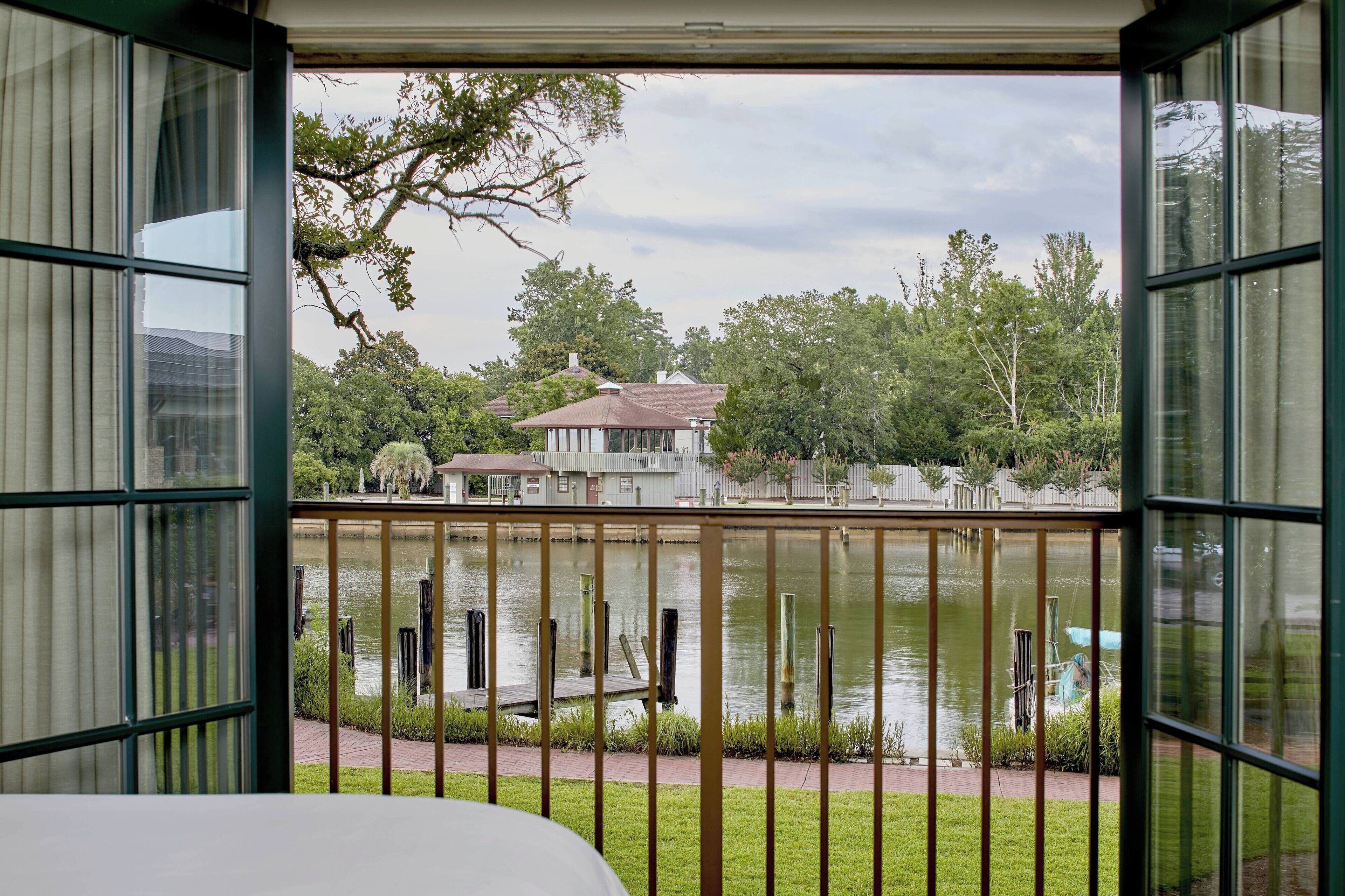 premium bedding, in-room safe, desk, blackout curtains