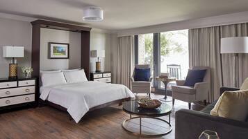 Roba de llit d'alta qualitat, caixa forta a l'habitació i escriptori