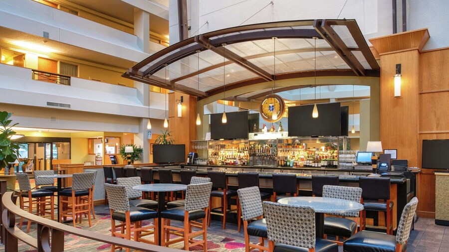 DoubleTree Suites by Hilton Seattle Airport - Southcenter