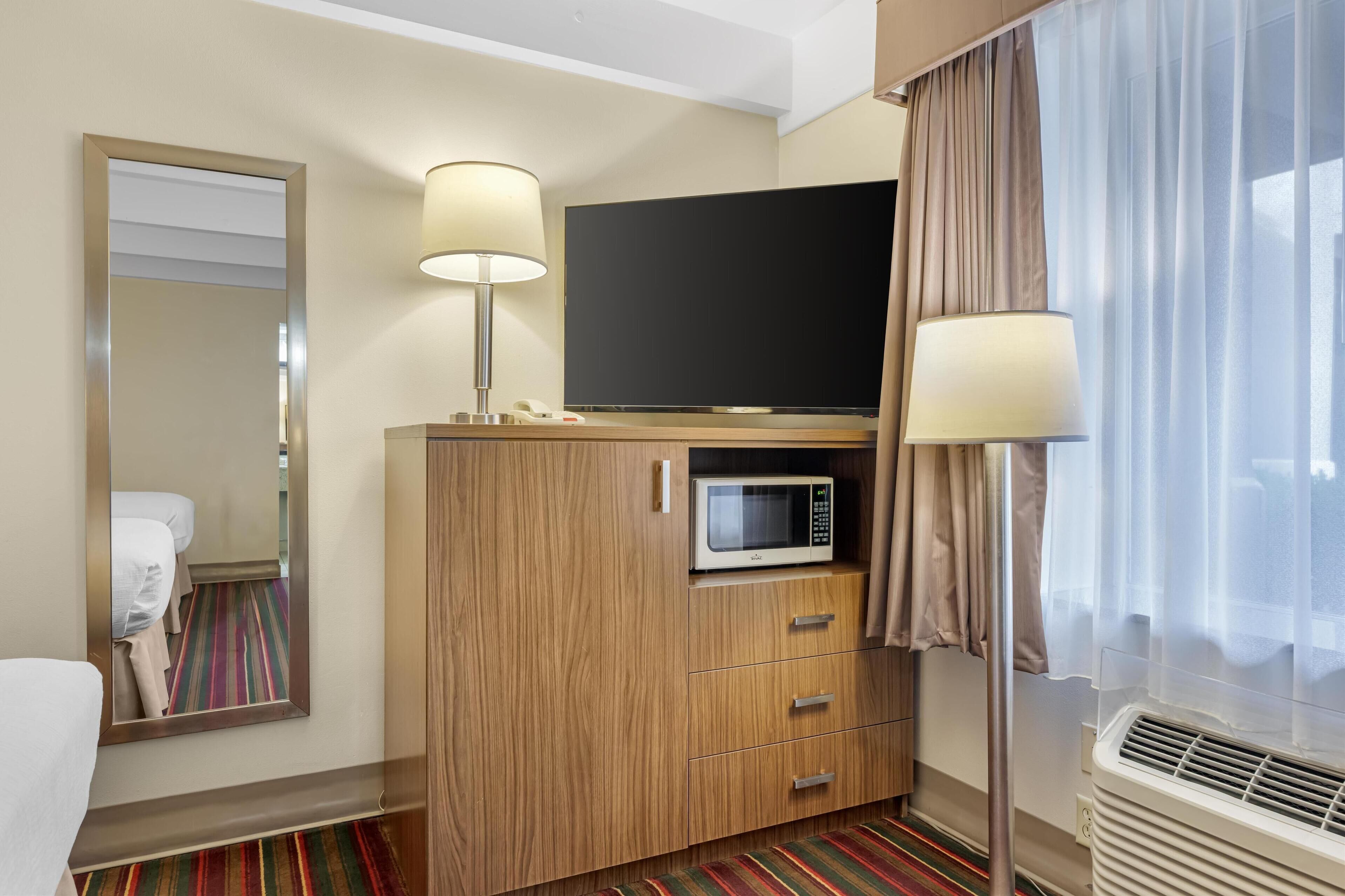 standard room, 2 double beds, non smoking, refrigerator & microwave | premium bedding, desk, blackout curtains, iron/ironing board