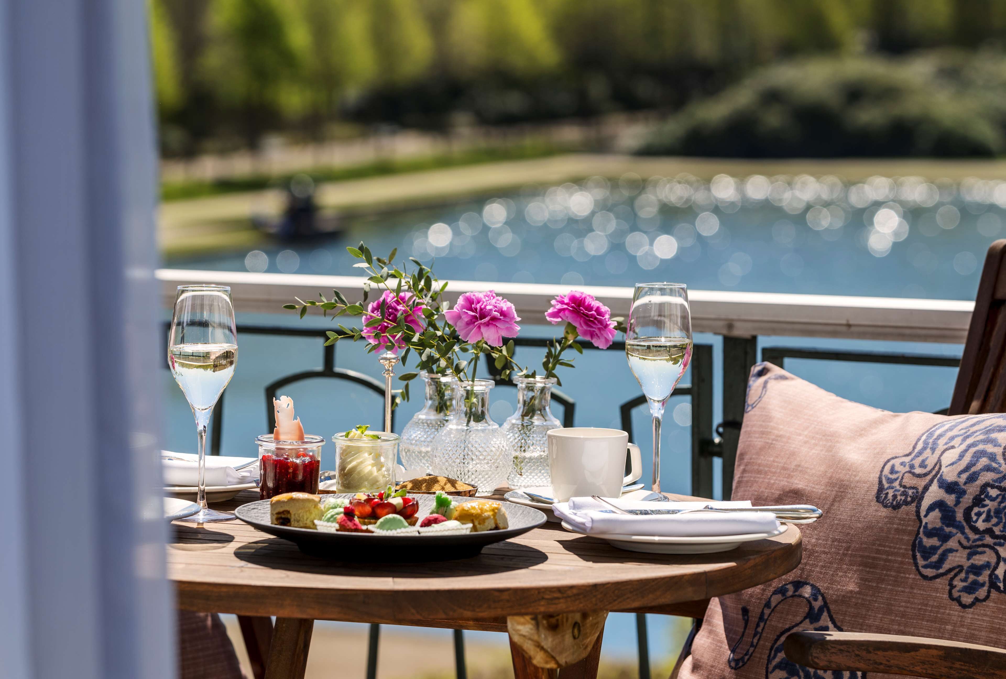 小型套房, 湖景 | 客房景观