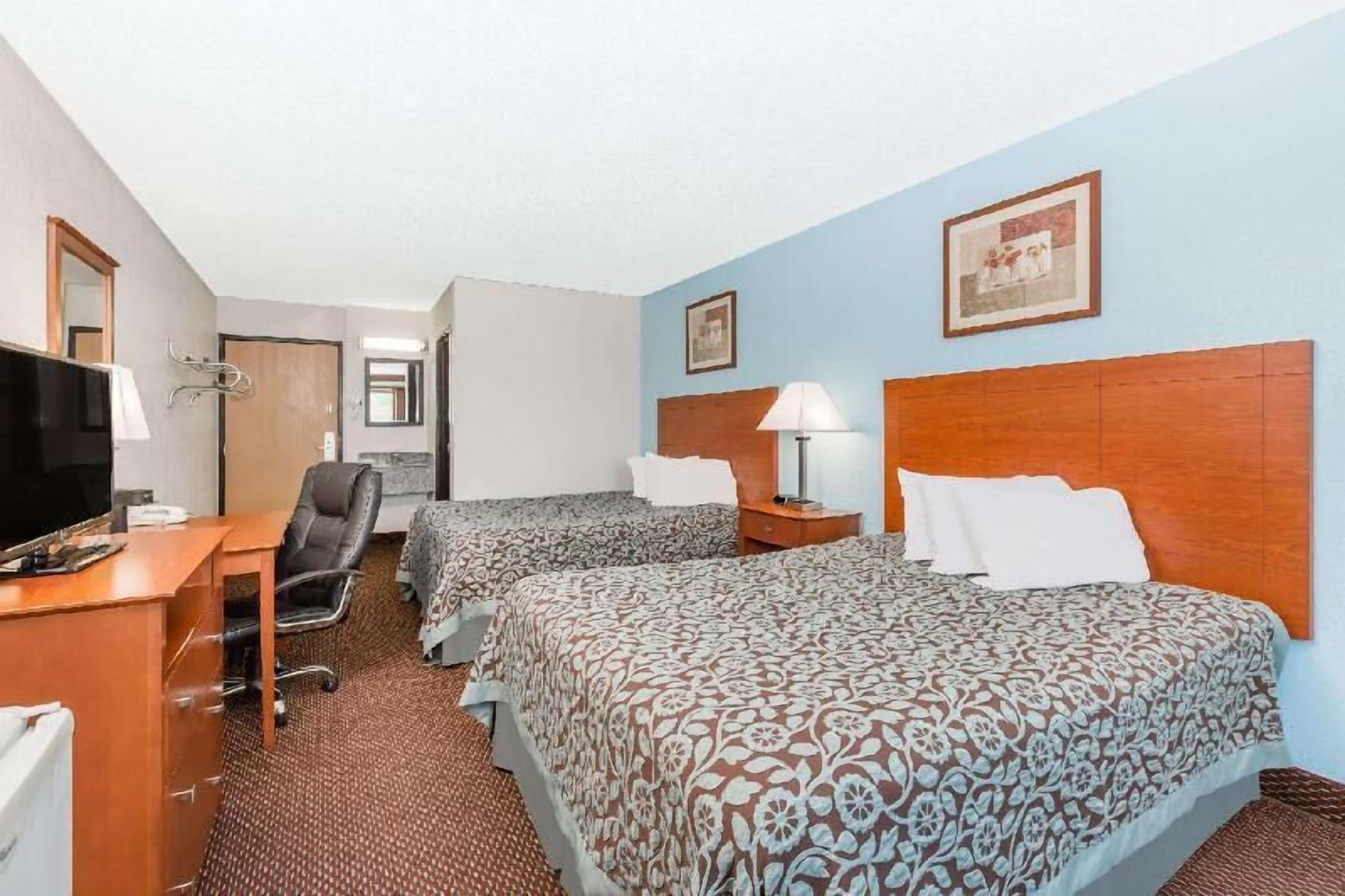 Free cots/infant beds, free WiFi, bed sheets