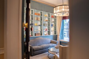 Lounge - Classic Lodges The Old Swan Hotel (Harrogate)