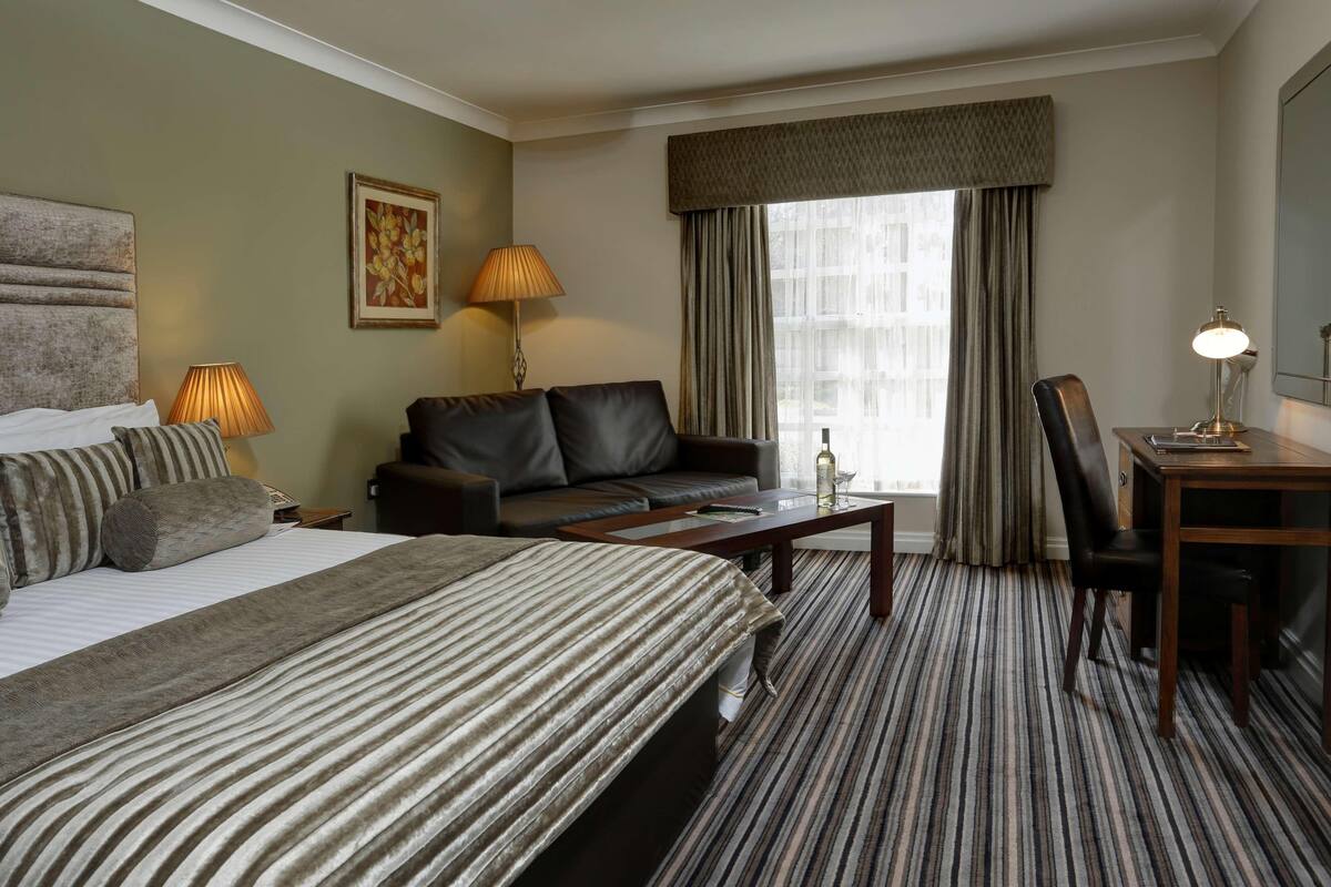 In-room safe, desk, iron/ironing board, free cots/infant beds