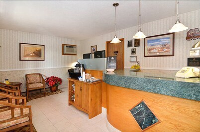 UBar Inn & Suites