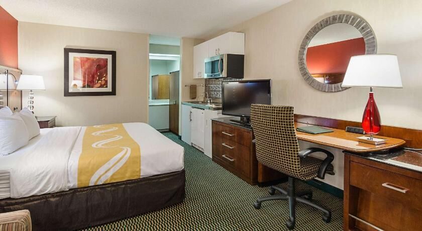 In-room safe, desk, iron/ironing board, free cots/infant beds