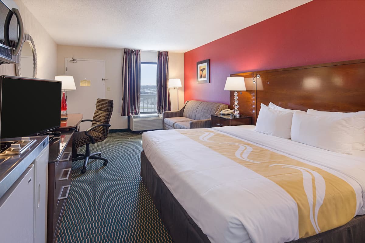 Standard Room, 1 King Bed with Sofa bed, Non Smoking | In-room safe, desk, iron/ironing board, free cribs/infant beds