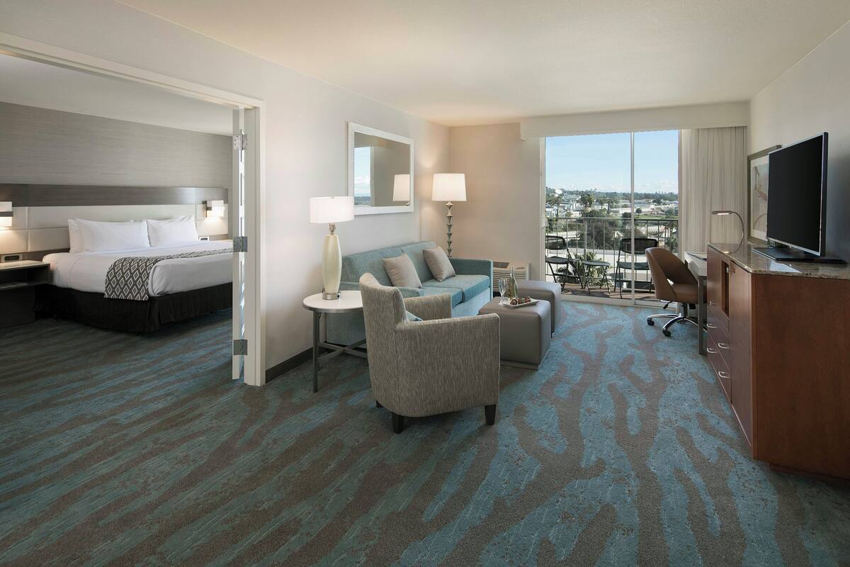 Suite, 1 Bedroom | In-room safe, desk, blackout drapes, iron/ironing board