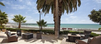 Crowne Plaza Ventura Beach by IHG