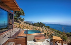 Beach/ocean view