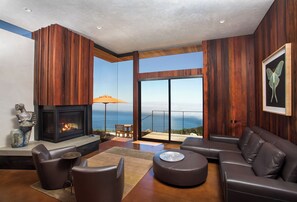 Premium bedding, pillow-top beds, free minibar, in-room safe