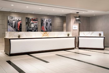 Reception area at Marriott San Francisco Fishermans Wharf