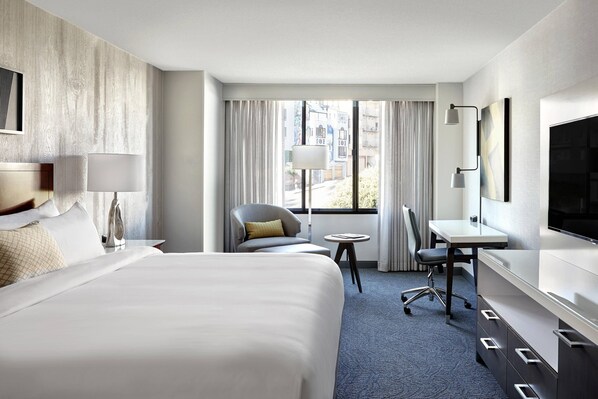 1 bedroom, premium bedding, pillow-top beds, in-room safe