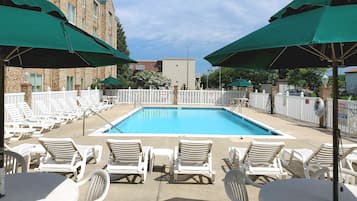 Seasonal outdoor pool, open 9 AM to 9 PM, pool umbrellas, sun loungers