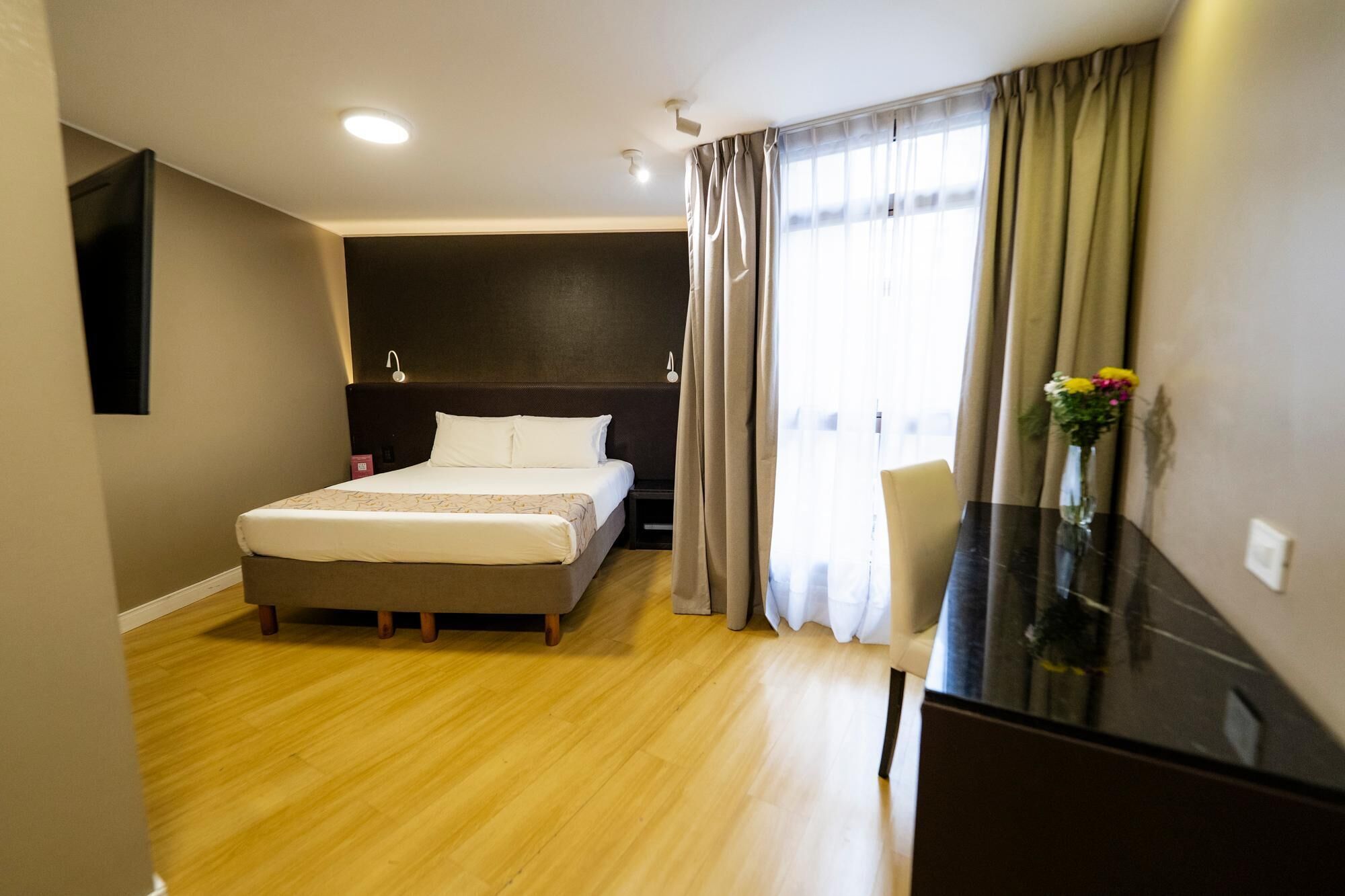 Premium bedding, minibar, in-room safe, desk