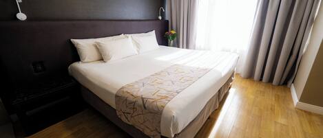 Junior Suite, 1 King Bed
