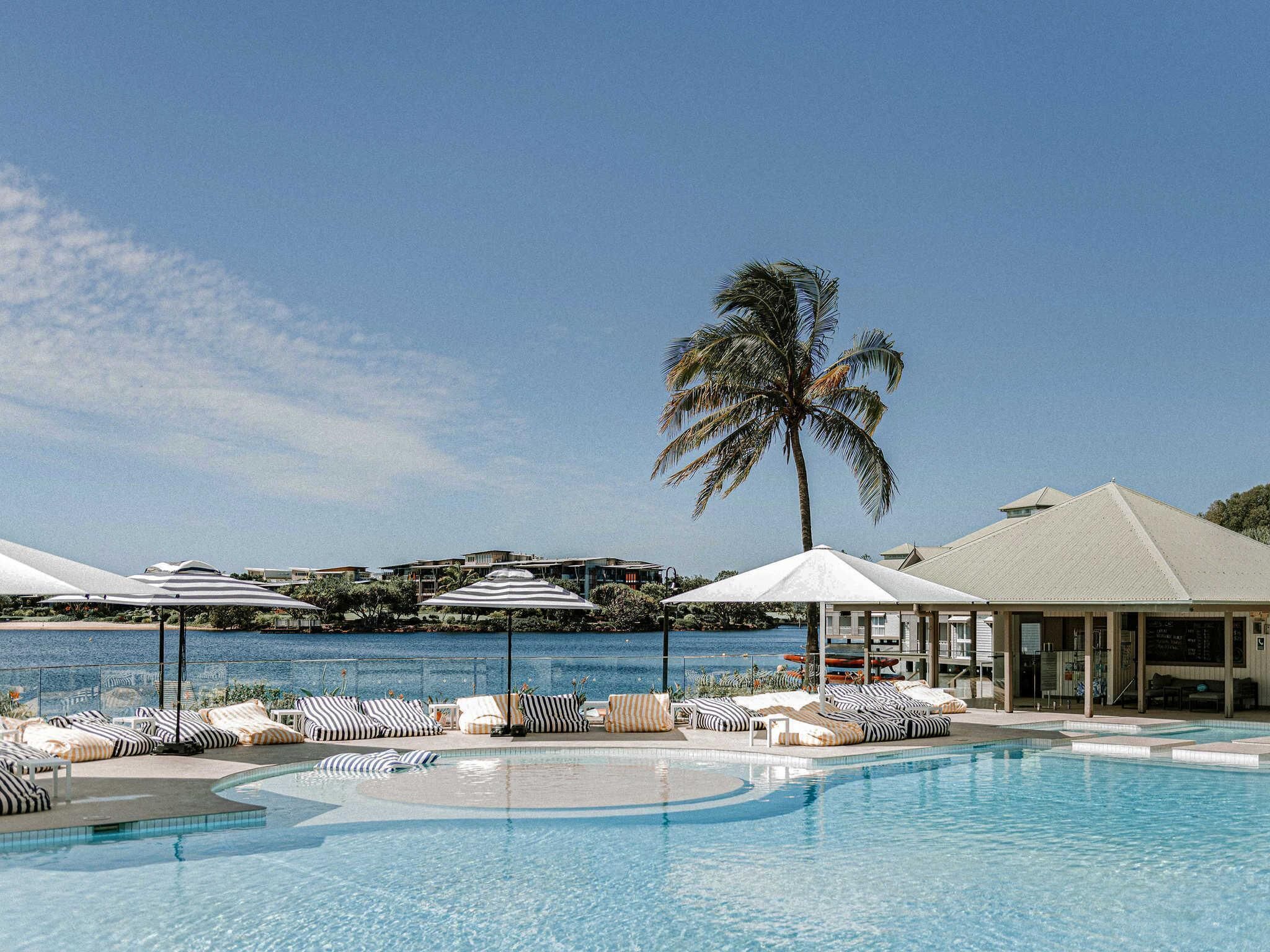 Outdoor pool, pool umbrellas