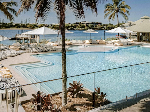 Novotel Sunshine Coast Resort