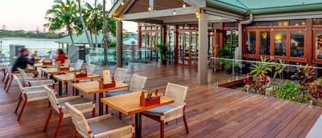 Utsikt mot bassenget, åpen hver dag