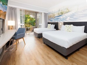 Habitación ejecutiva, 1 cama King size | Decoración personalizada, escritorio y espacio para trabajar con laptop 