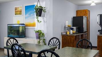 Bao gồm bữa sáng kiểu Âu hàng ngày