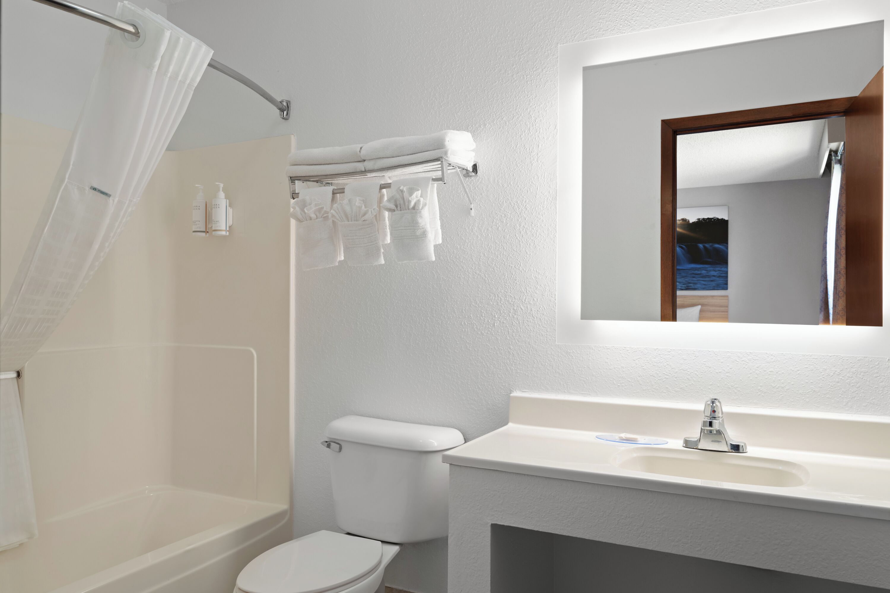 In-room safe, soundproofing, free cribs/infant beds, bed sheets