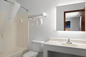 In-room safe, soundproofing, free cribs/infant beds, bed sheets