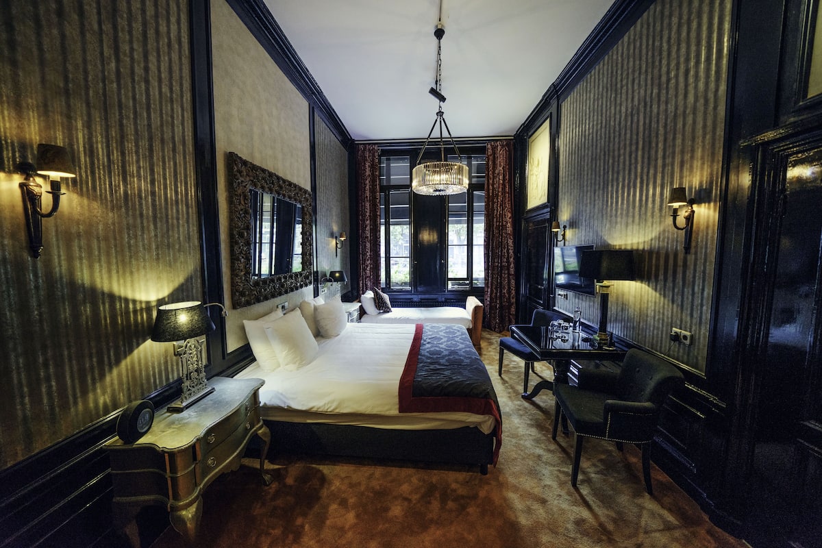 deluxe triple room (special) | 1 bedroom, premium bedding, free minibar, in-room safe