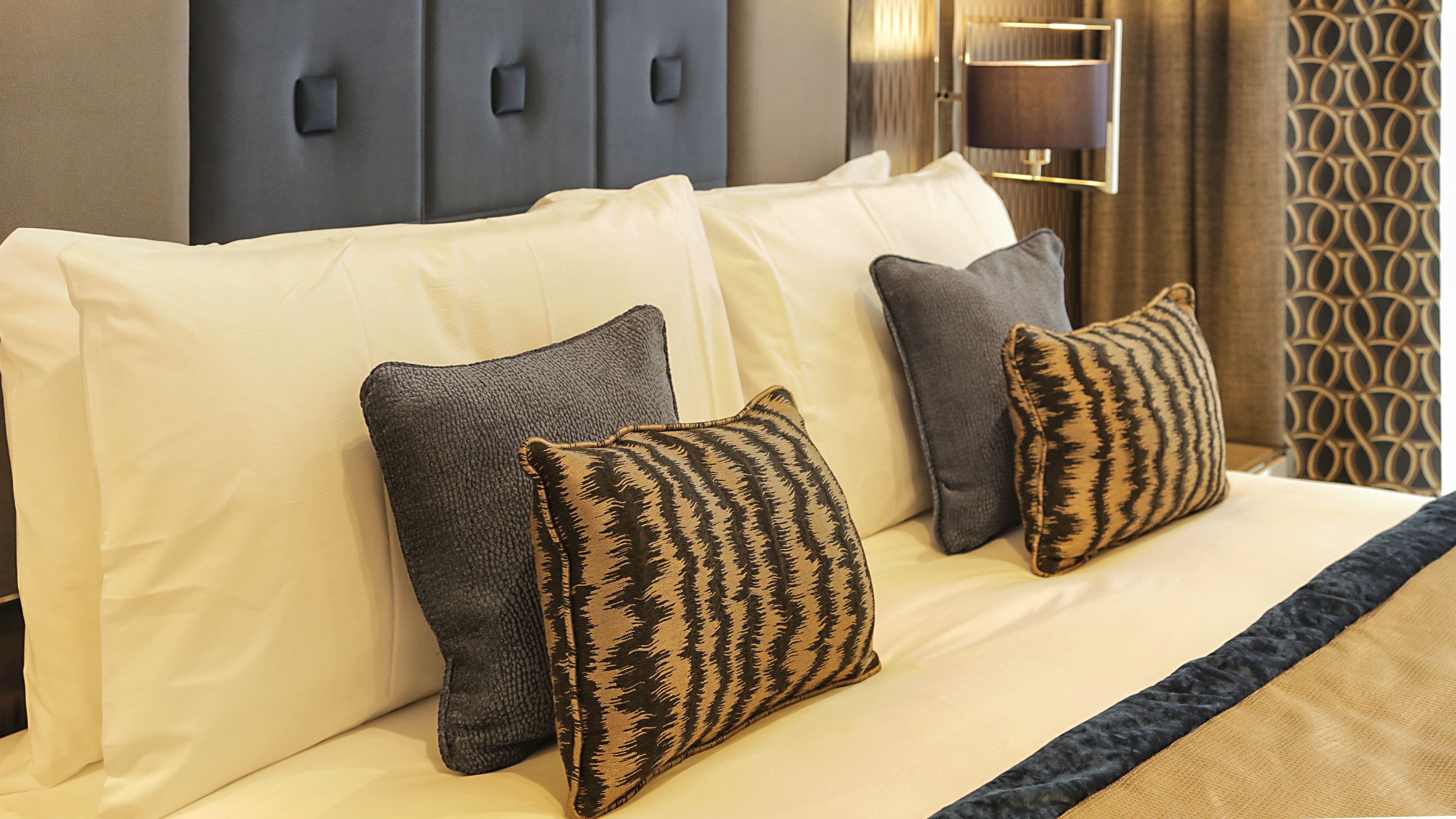 in-room safe, desk, free wifi, bed sheets