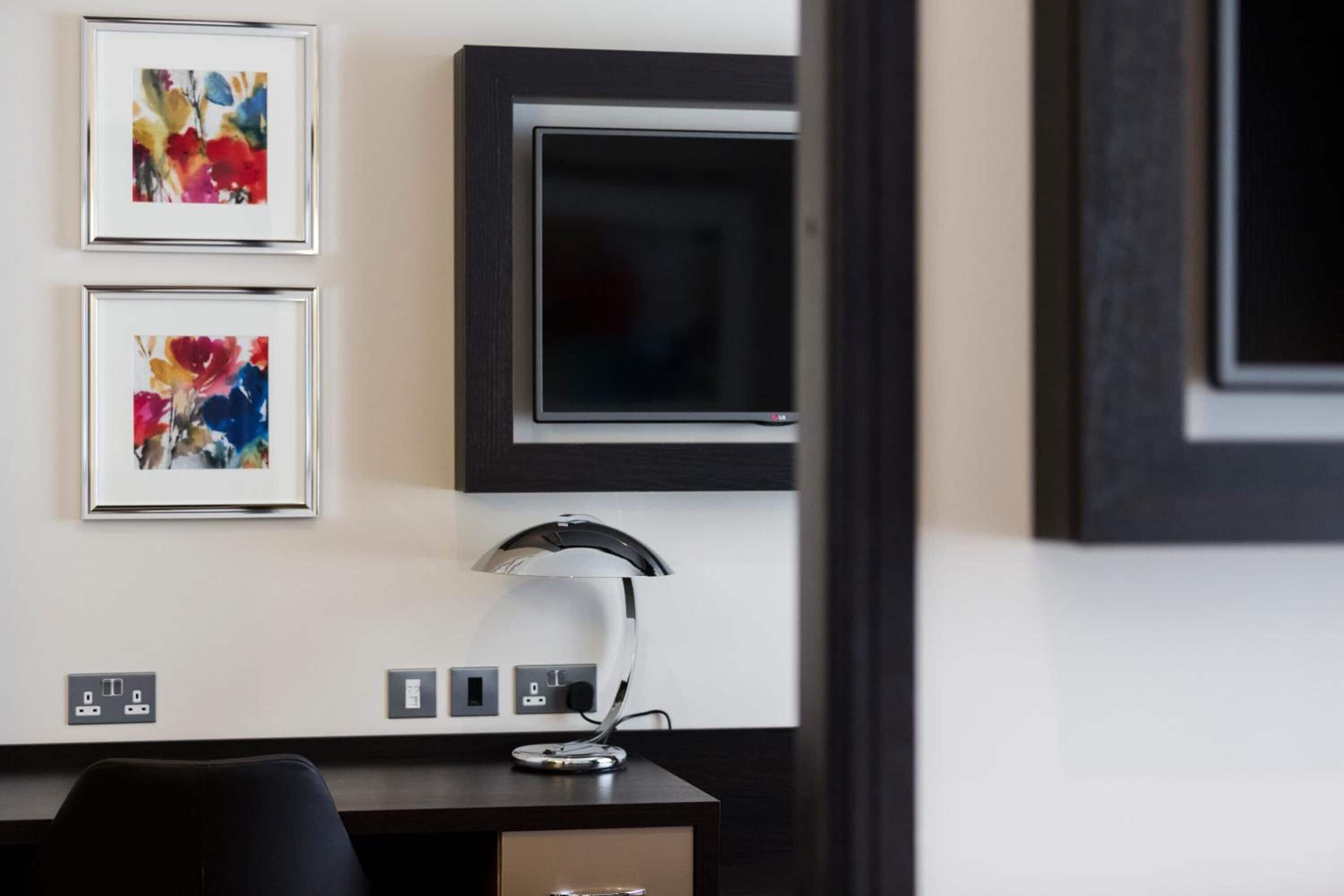 in-room safe, desk, free wifi, bed sheets