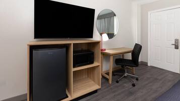 Room, 1 King Bed, Non Smoking