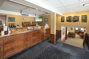 Esmorzar diari continental gratuït 