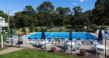 Blue Rock Resort