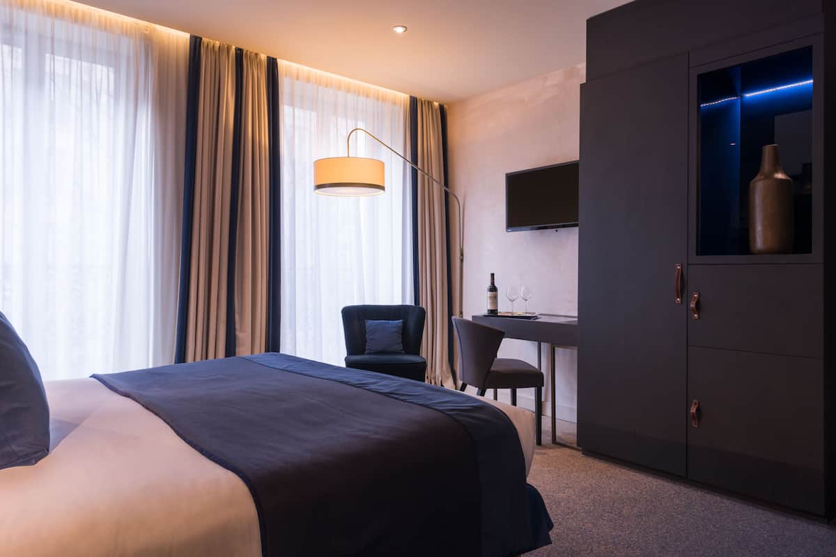 Chambre Executive | Literie de qualité supérieure, coffres-forts dans les chambres