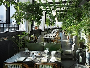 Breakfast, lunch, dinner served; Italian cuisine  at Gramercy Park Hotel