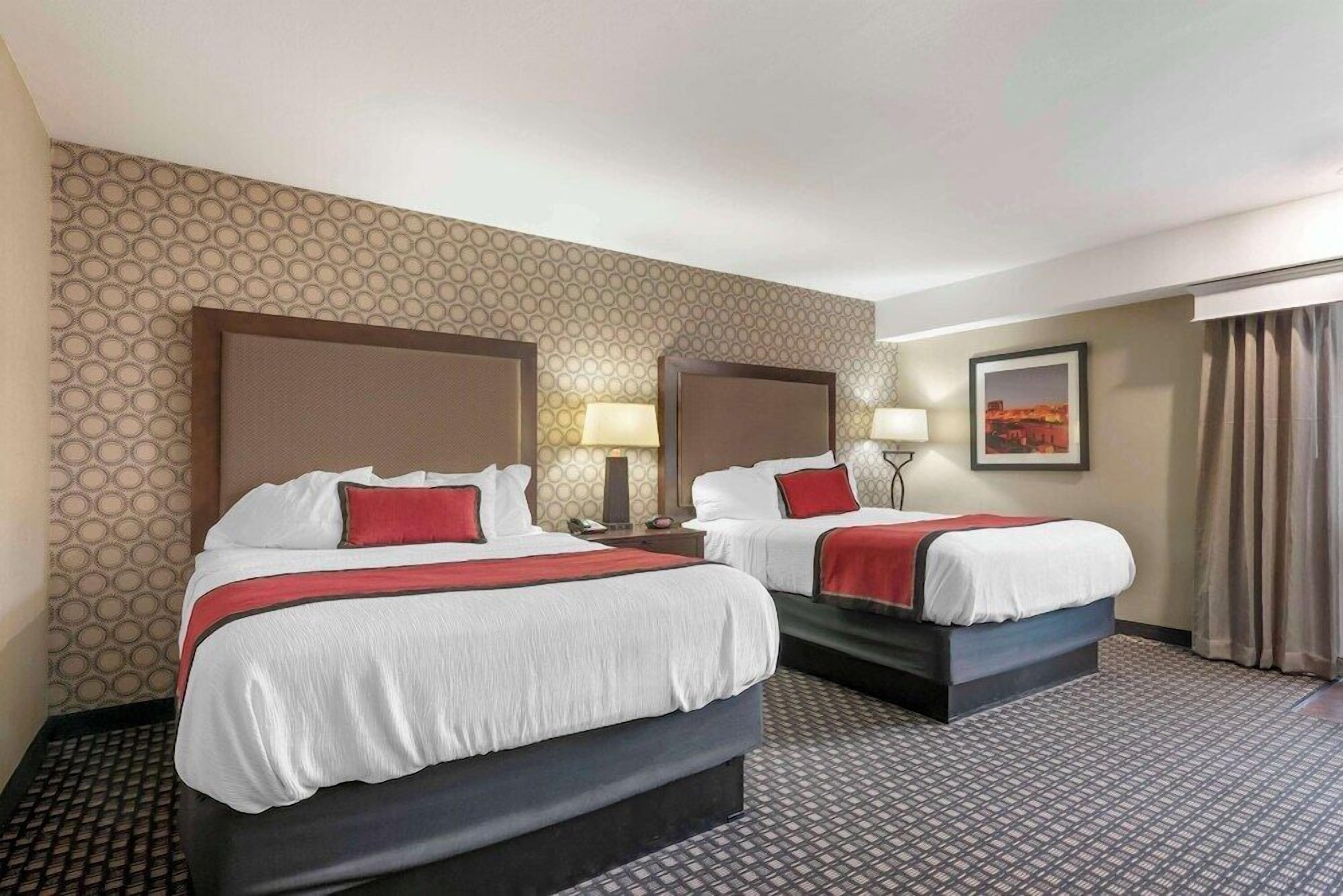 Decoración personalizada, muebles diferentes y escritorio 